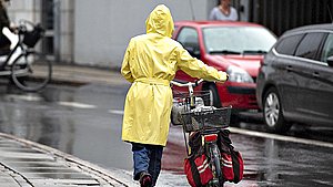 Kraftig regn og torden rammer Danmark i dag