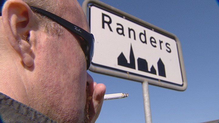 Byråd Sløjfer Forslag Om Nye Rygeforbud | TV2 Østjylland