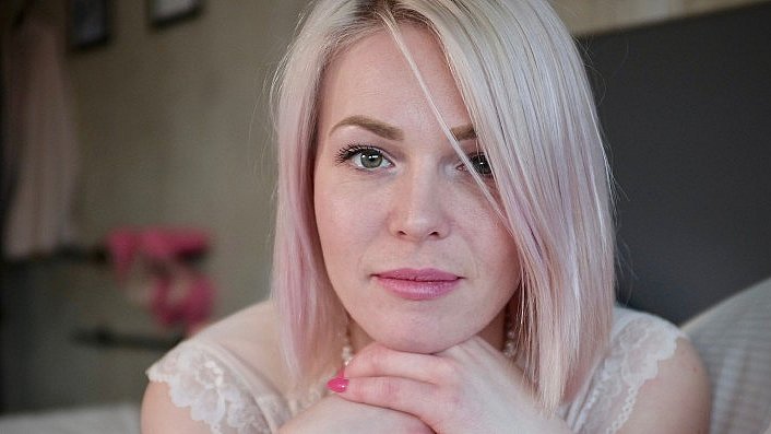 Hun sælger sex for penge og er stolt af det Her er historien om Sofie Brandvarm TV2 Østjylland bbw 2048x1152 pic Hun sælger sex for penge og er stolt af det Her er historien om Sofie Brandvarm TV2 Østjylland billede
