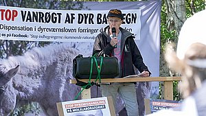 Demonstranter i Mols Bjerge: - Vi vil ikke finde os i at se dyr sulte