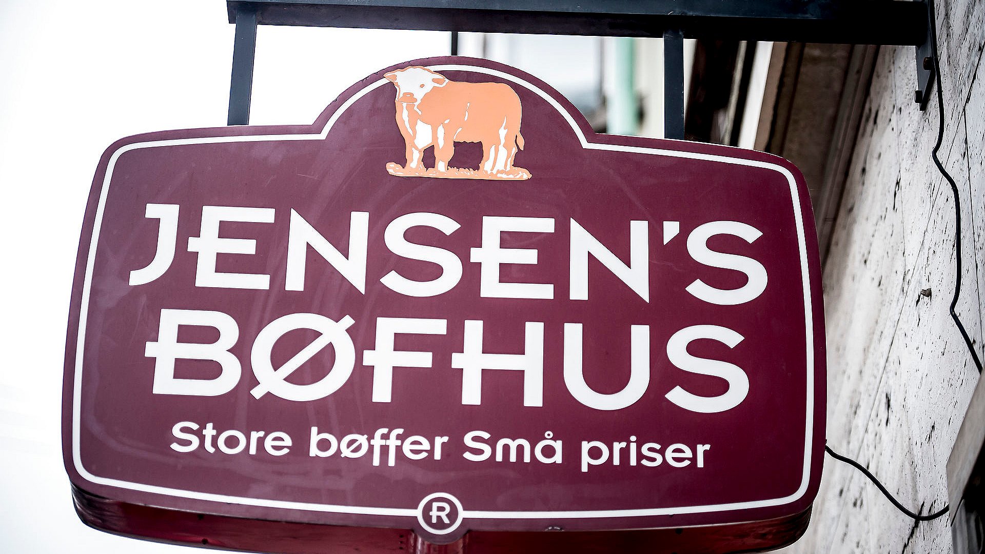Jensens Bøfhus lukker i hele | TV2 ØSTJYLLAND