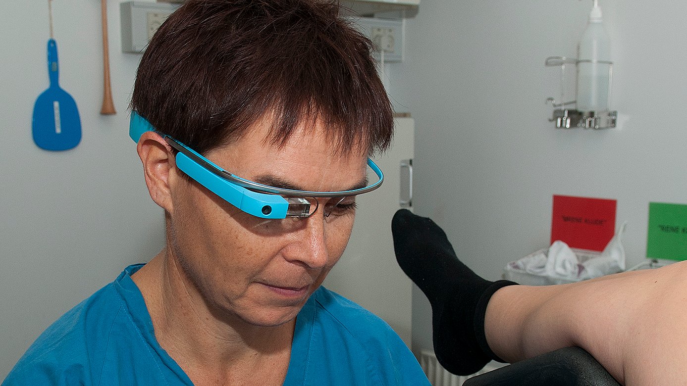 Randers-læger Google Glass-briller | TV2