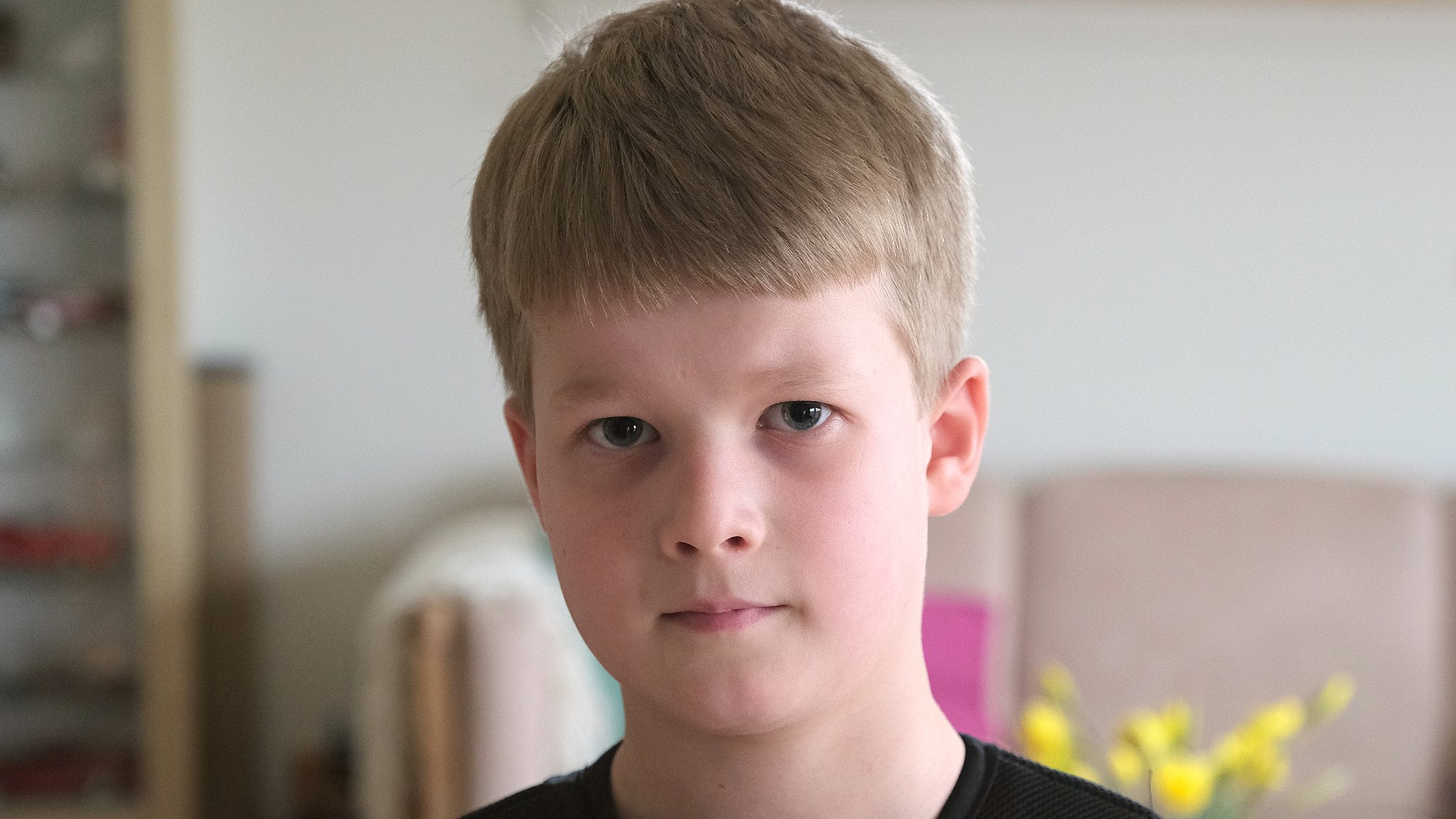 Jens er ni år og bruger timer på falde søvn - må ikke få kugledyne kommunen | TV2 Østjylland