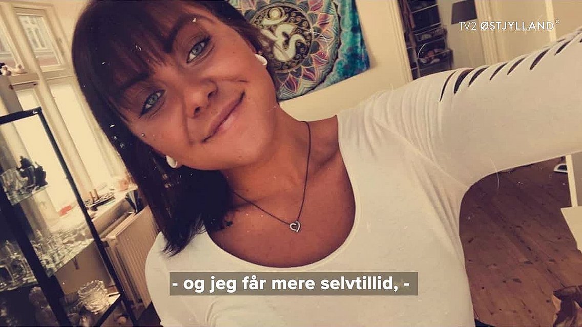Thriller emne Ved lov Cecilie køber solkur: Ulovlige stoffer konfiskeres i massevis | TV2  Østjylland