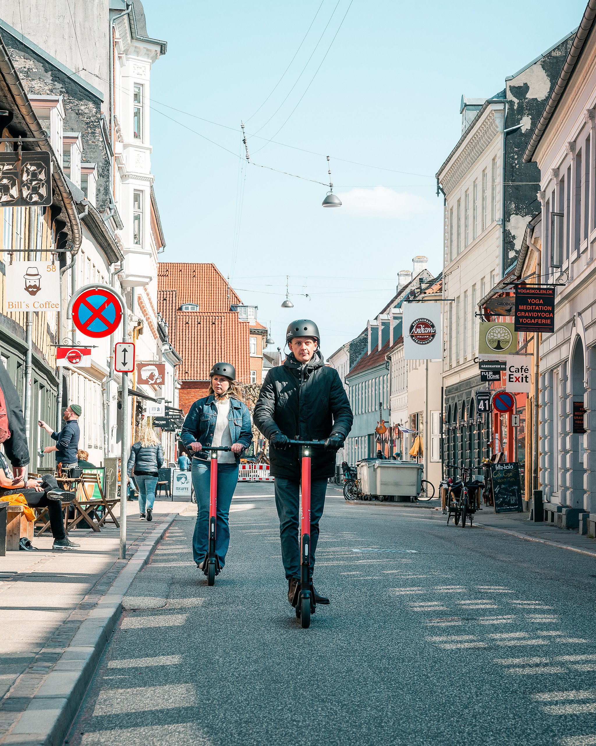 Nu kan du tage rundt i byen på et elektrisk løbehjul | TV2 Østjylland
